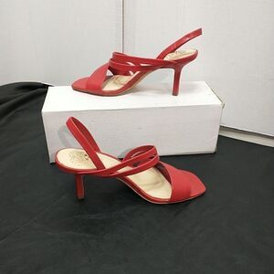 Vince Camuto Womens SZ 5.5M Savesha Red Leather Slingblack Sandal .